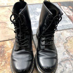 Dr. Marten's Boots, Women's, size 6, Black